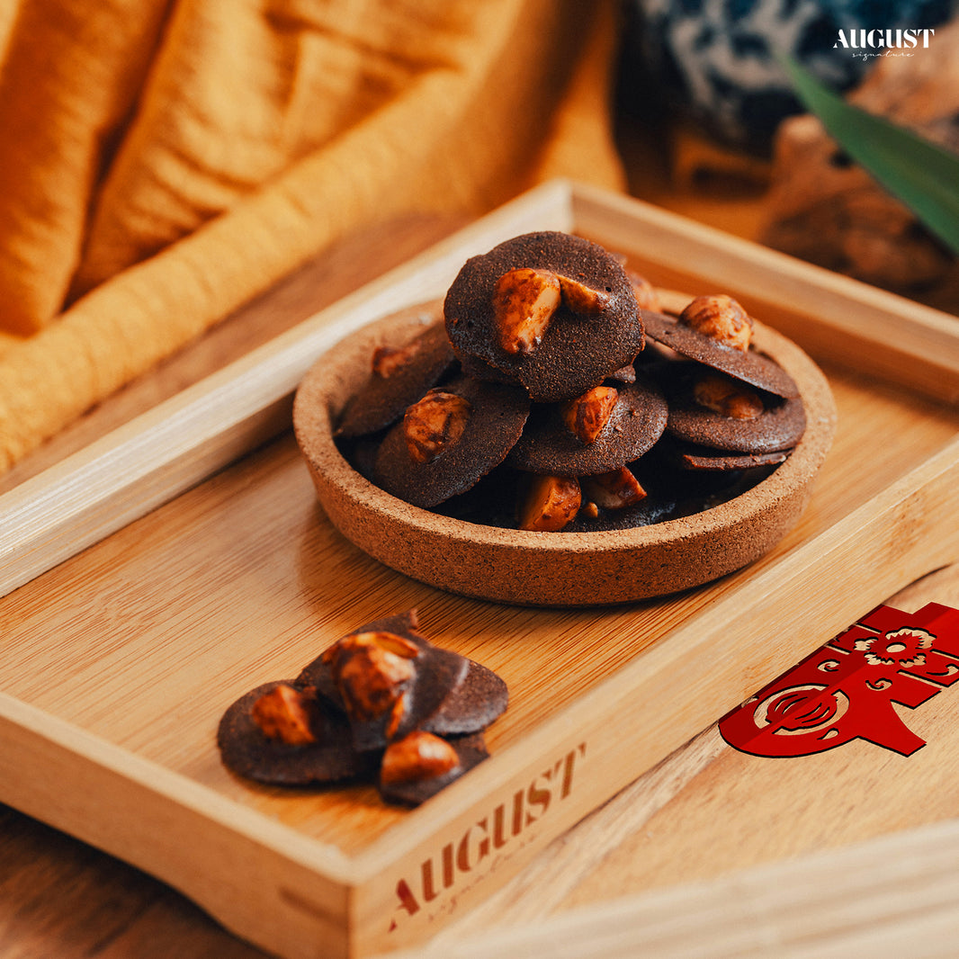 Best CNY goodies 2025 - Macadamia cocoa crisp cookies, a perfect blend of crunchy texture and rich cocoa flavor for Chinese New Year celebrations in Singapore.