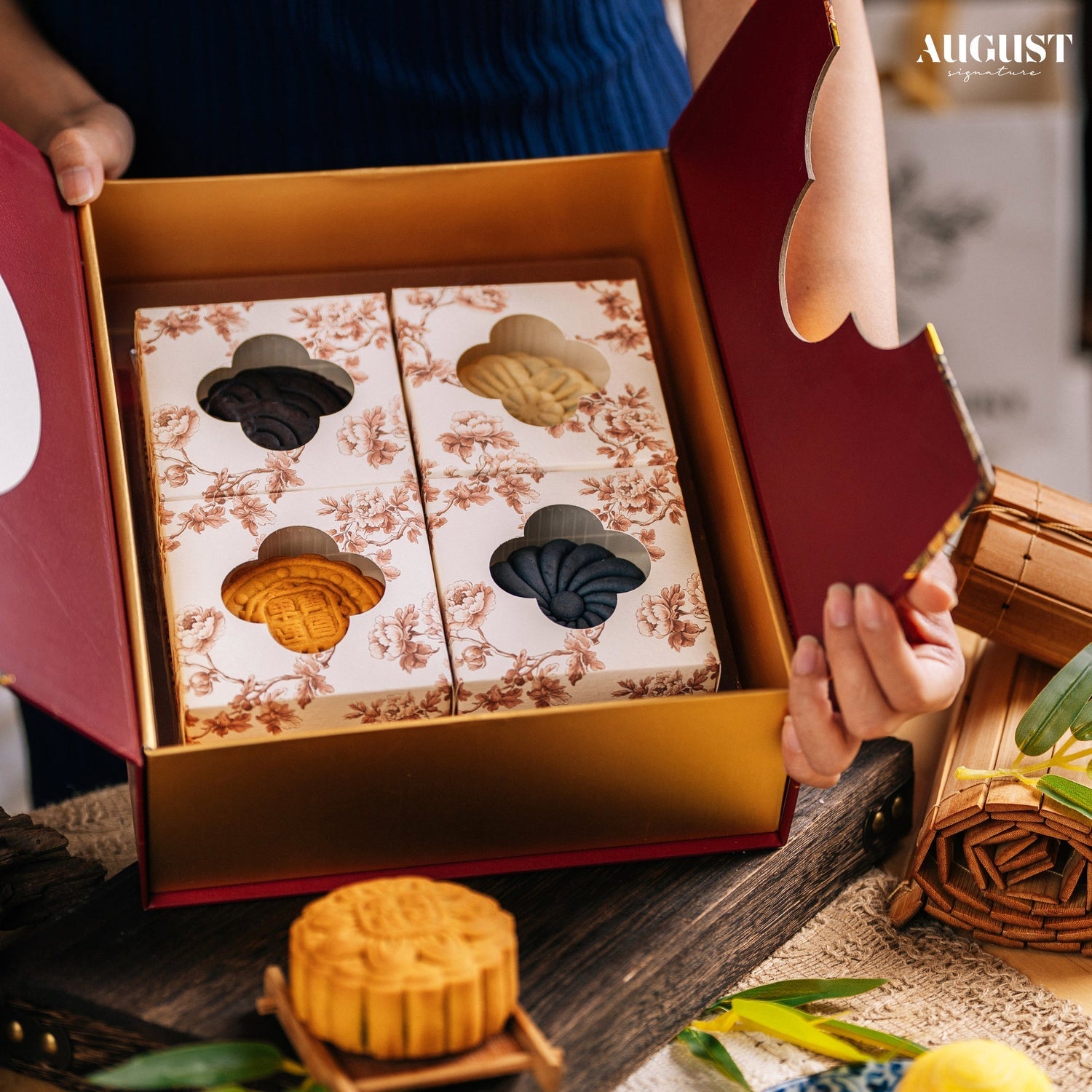 The Ultimate Mid-Autumn Festival 2025 Gift Guide in Singapore