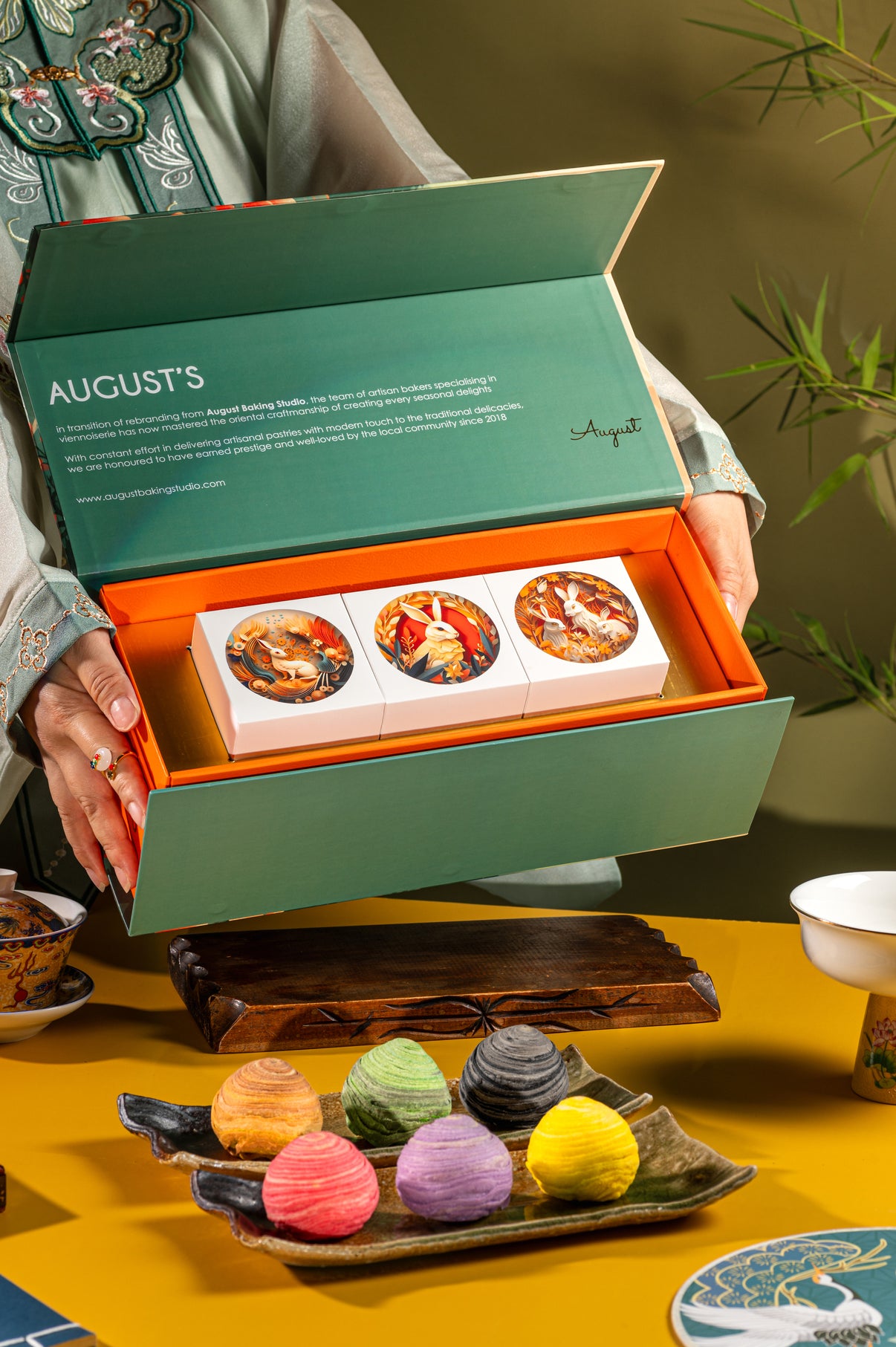 Signature Assorted Teochew Mooncake with Single Yolk (6 PCS) - August Signature