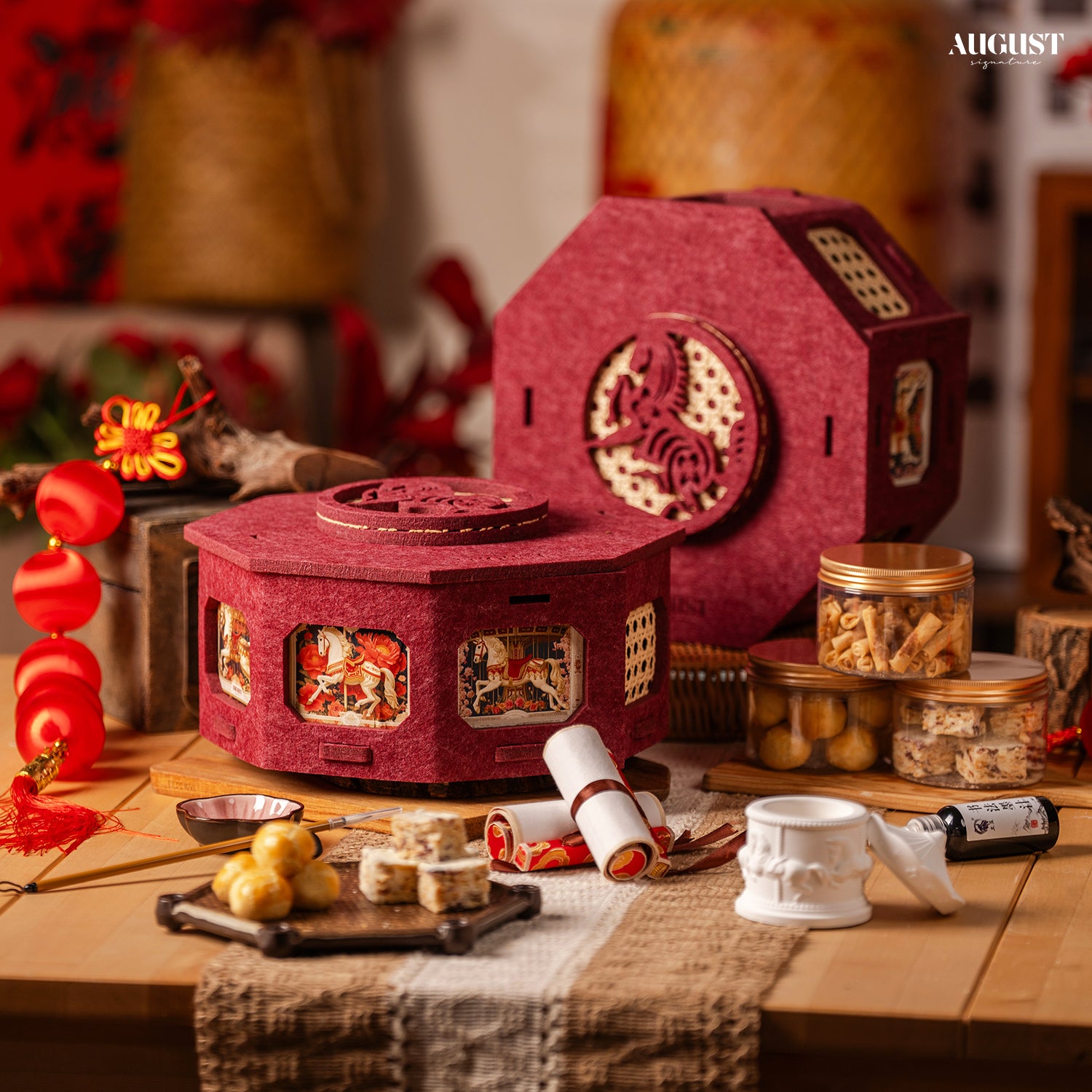 Prosperity-Go-Round GIft Set 旋转乾坤礼盒 - August Signature