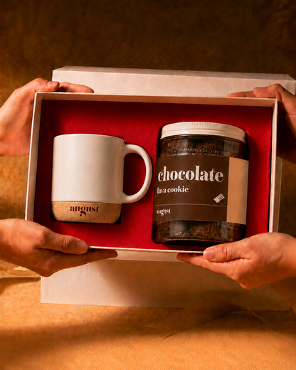 Amber Collection 04 — Everyday Mug - August Signature