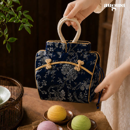 Lady Chang Collection: Signature Teochew Mooncake Gift Set (Box of 3) - August Signature