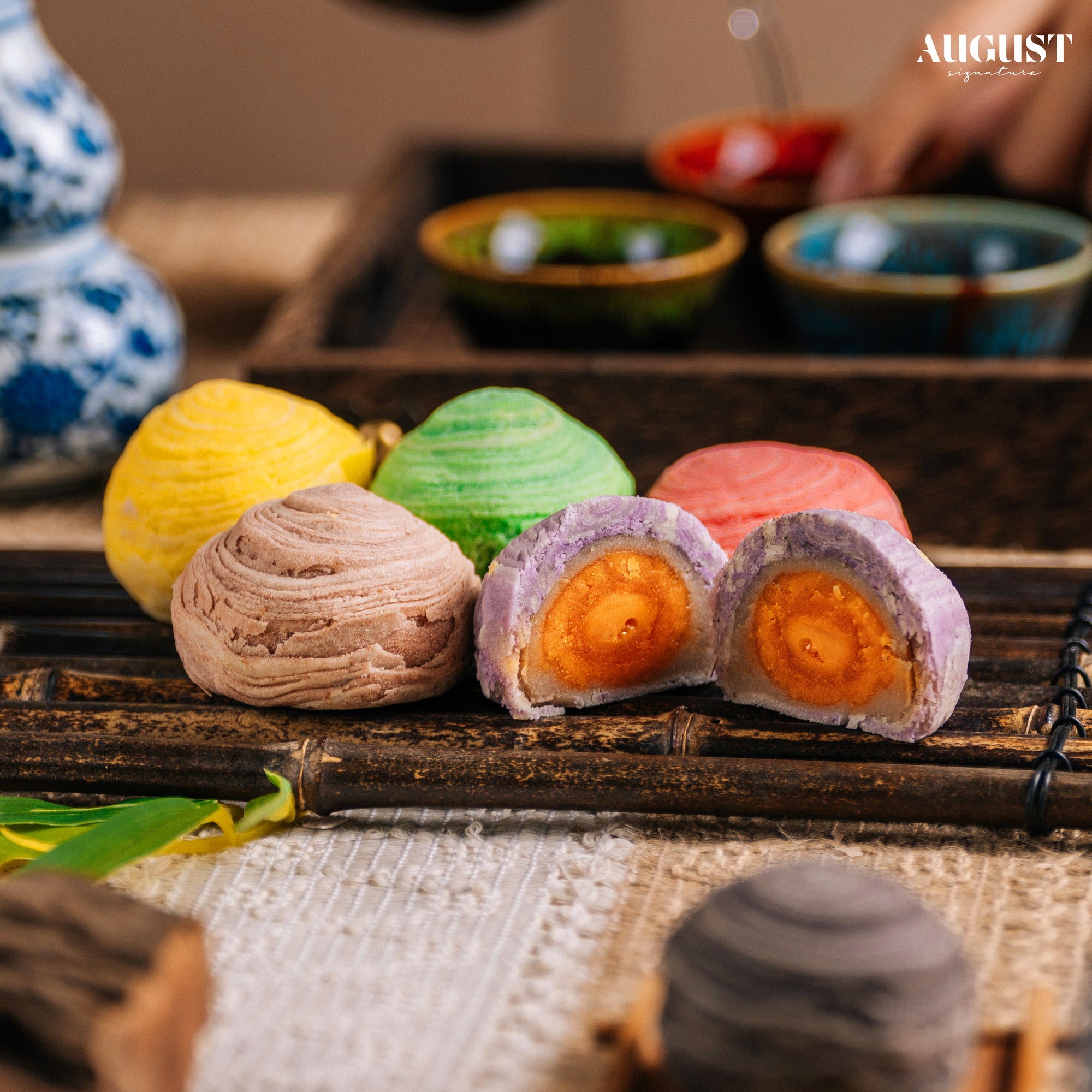 Signature Teochew Mooncake (6 PCS) - Lady Chang Collection - August Signature